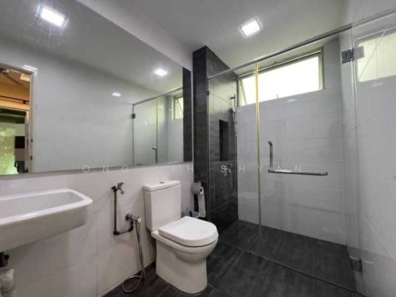 Bungalow House untuk Dijual di Senibong Cove (Masai) - Ong Lih Shyan - Bathroom - PropertyGuru.com.my