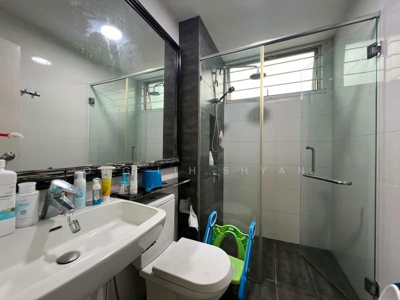 Bungalow House untuk Dijual di Senibong Cove (Masai) - Ong Lih Shyan - Bathroom - PropertyGuru.com.my