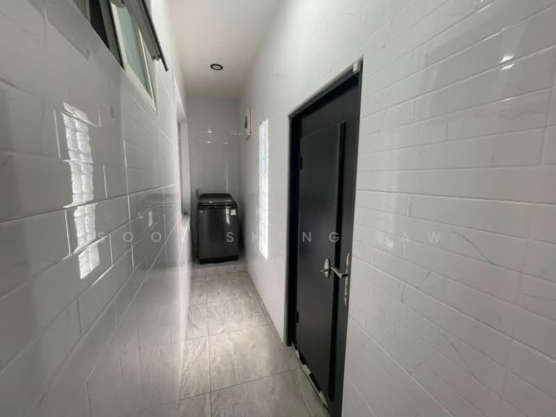 2-storey Terraced House for Sale in Kajang (Selangor) - Soon Sheng Law - Corridor - PropertyGuru.com.my