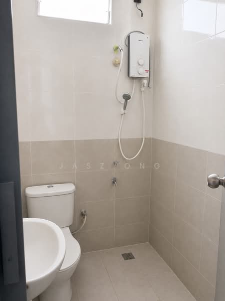 Kondominium untuk Dijual di Summer Park Townhouse @ Seri Alam - Jasz Ong - PropertyGuru.com.my