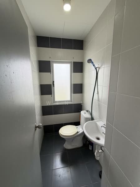 Apartment for Rent at Camellia Residence - Gwen Lim - Bathroom - PropertyGuru.com.my