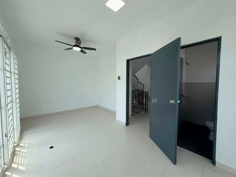 Rumah Teres 2.5-Tingkat untuk Dijual di Taman Pulai Mutiara (Pulai) - Jovel Lim - Interior - PropertyGuru.com.my