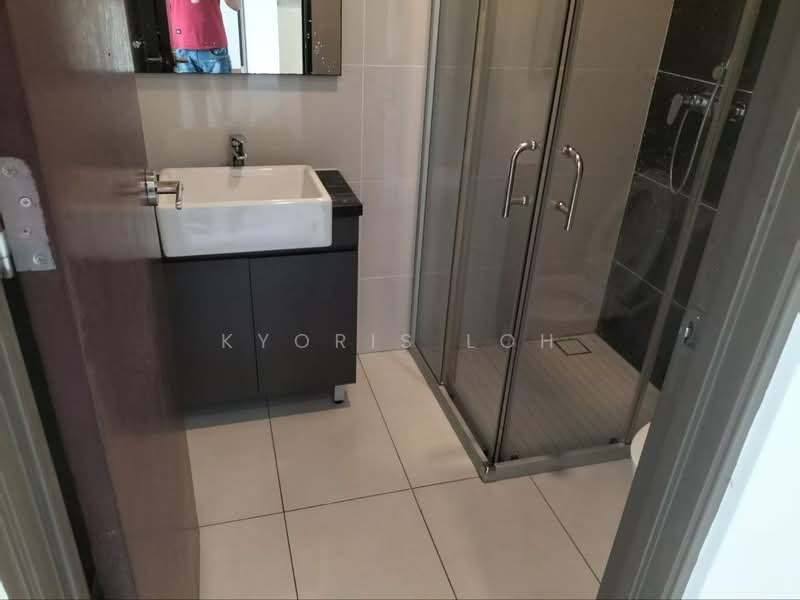 Condominium for Rent at Bay Laurel @ Country Garden Danga Bay - Kyoris Loh - Bathroom - PropertyGuru.com.my