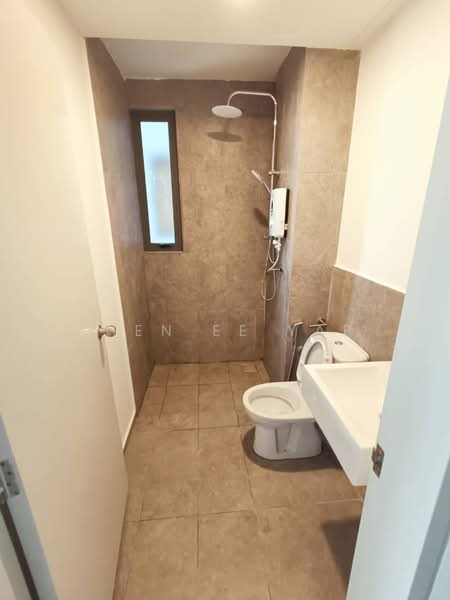 Service Residence for Rent at Suite Enesta - Tien Ee Yap - Bathroom - PropertyGuru.com.my