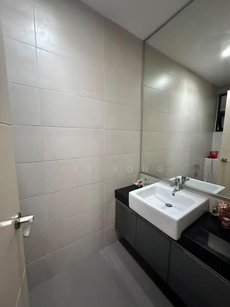 Condominium for Rent at Richmond - Jay Yong - Bathroom - PropertyGuru.com.my