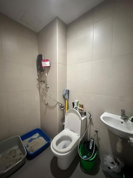 Condominium for Rent at Richmond - Jay Yong - Bathroom - PropertyGuru.com.my