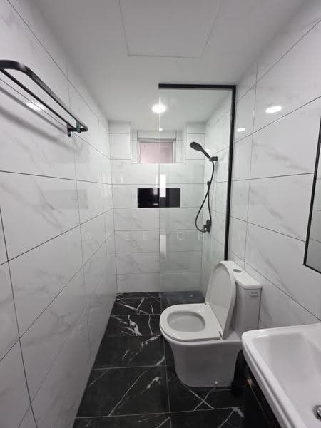 Service Residence for Rent at Putra Majestik - Zakee Chan - Bathroom - PropertyGuru.com.my