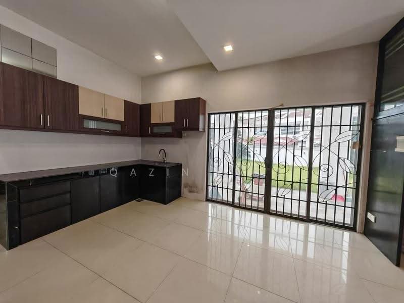 2-storey Terraced House for Sale in Taman Kledang Permai (Menglembu) - Qazin Khoo - Kitchen - PropertyGuru.com.my