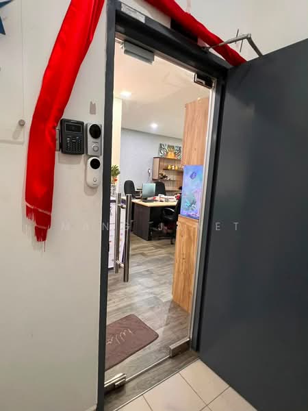 Shop / Office untuk Disewa di Taman Mount Austin (Tebrau) - Mang Janet - Interior - PropertyGuru.com.my