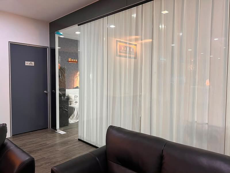 Shop / Office untuk Disewa di Taman Mount Austin (Tebrau) - Mang Janet - Interior - PropertyGuru.com.my