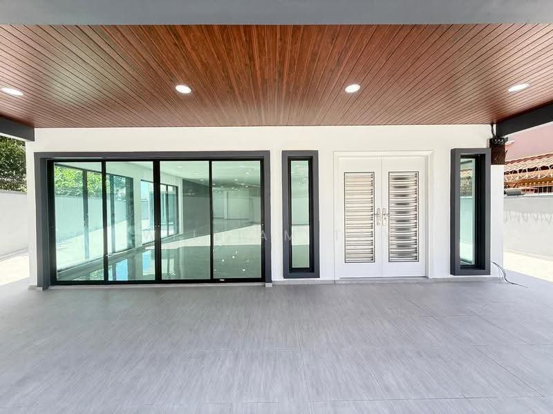 Bungalow House untuk Dijual di Taman Kebun Teh (Johor Bahru) - William Tay - PropertyGuru.com.my