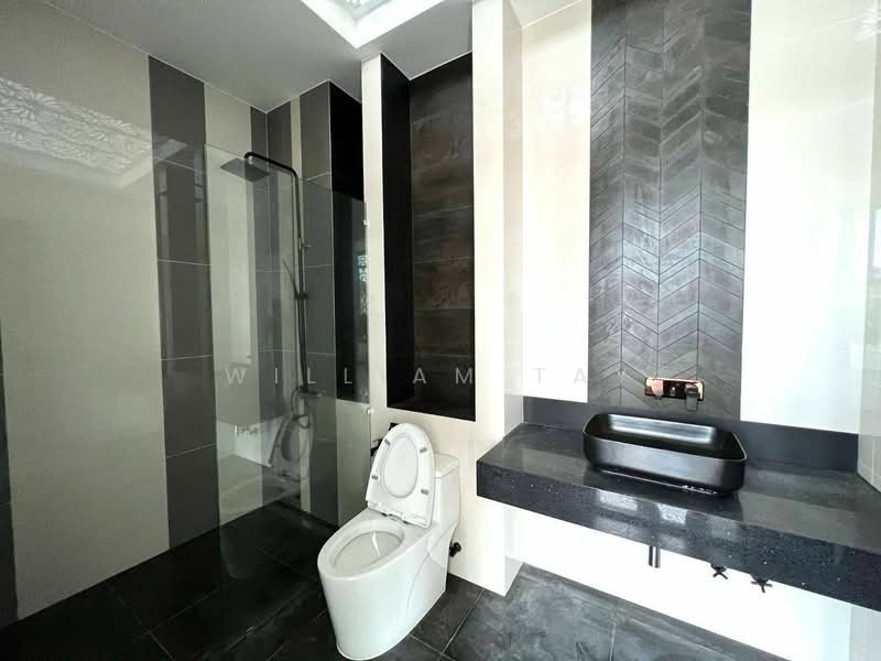 Rumah Berkembar untuk Dijual di Setia Tropika (Johor Bahru) - William Tay - PropertyGuru.com.my