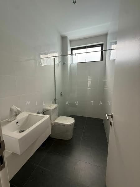 Semi-Detached House for Sale in The Enclave (Johor Bahru) - William Tay - Bathroom - PropertyGuru.com.my