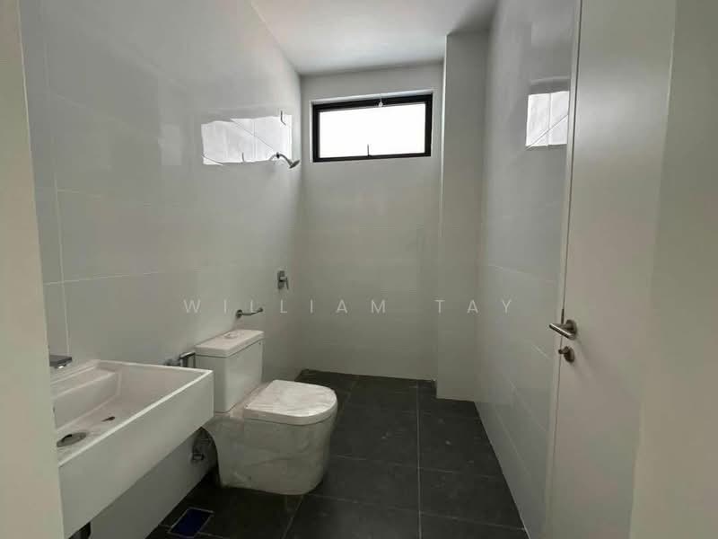 Semi-Detached House for Sale in The Enclave (Johor Bahru) - William Tay - Bathroom - PropertyGuru.com.my