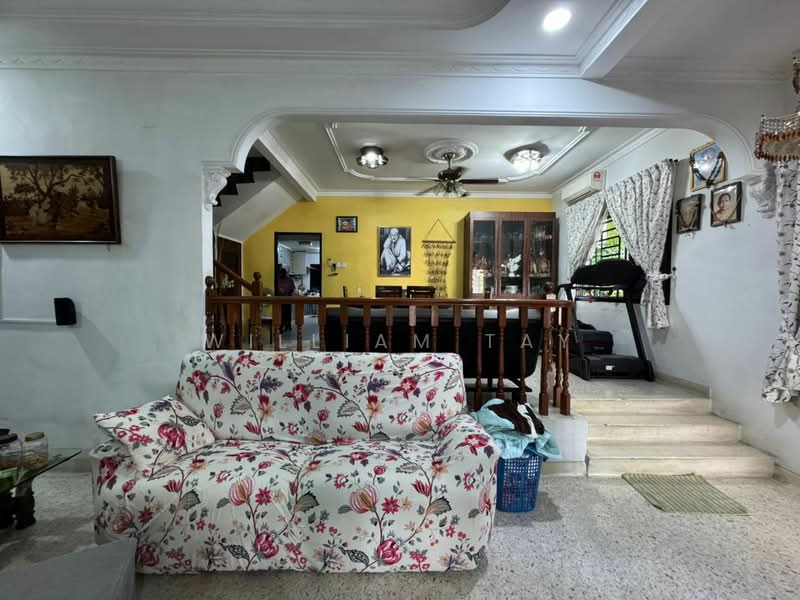 Cluster House for Sale in Taman Iskandar (Johor Bahru) - William Tay - Living Room - PropertyGuru.com.my