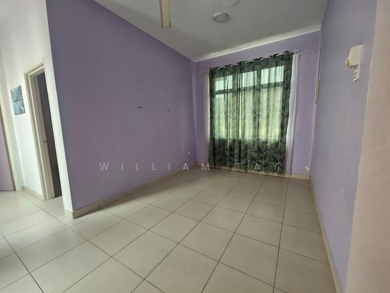 Cluster House for Sale in Taman Adda Heights (Tebrau) - William Tay - Living Room - PropertyGuru.com.my