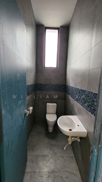 Cluster Factory for Sale in Eco Business Park 3 (Pasir Gudang) - William Tay - Bathroom - PropertyGuru.com.my