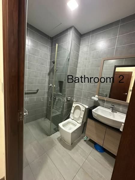 Kediaman Servis untuk Dijual di Paragon Residences @ Straits View - William Tay - Bathroom - PropertyGuru.com.my