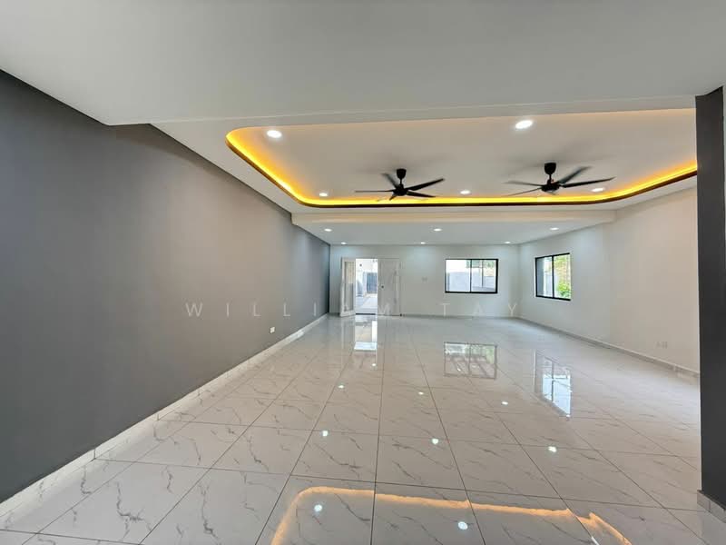 Rumah Berkembar untuk Dijual di Kampung Bahru (Johor Bahru) - William Tay - Living Room - PropertyGuru.com.my