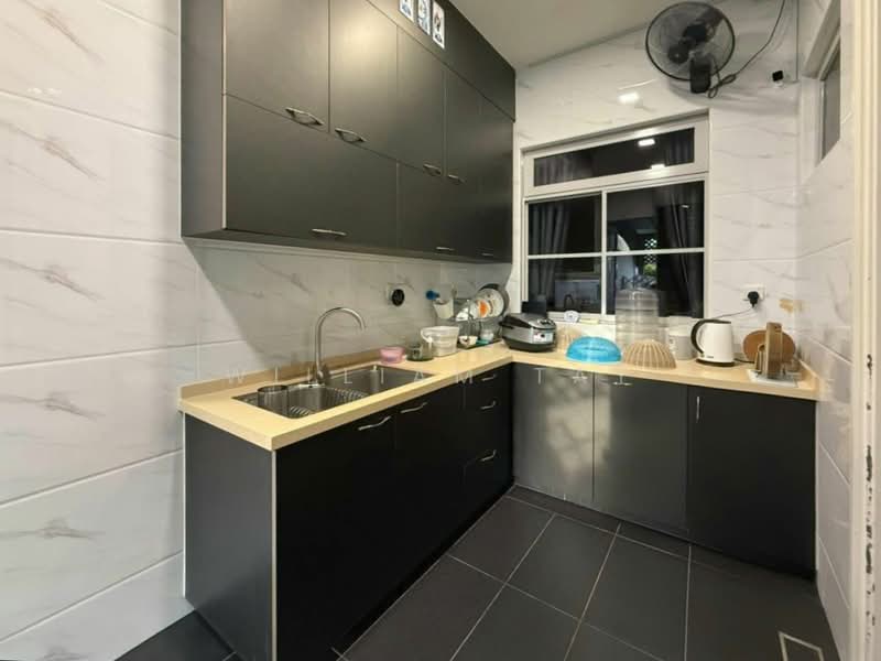 Cluster House for Sale in Taman Ekoflora (Johor Bahru) - William Tay - Kitchen - PropertyGuru.com.my