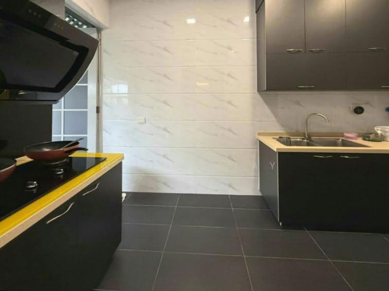 Cluster House for Sale in Taman Ekoflora (Johor Bahru) - William Tay - Kitchen - PropertyGuru.com.my