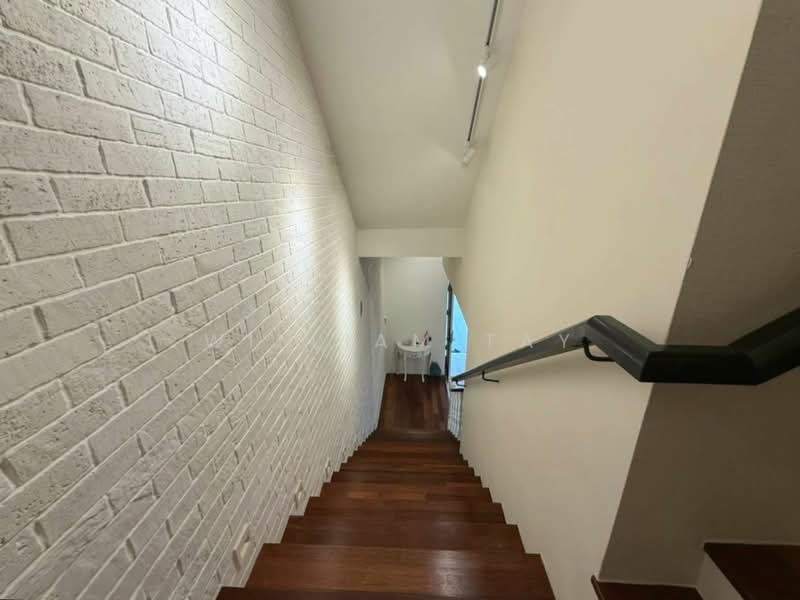 Cluster House for Sale in Taman Ekoflora (Johor Bahru) - William Tay - Stairs - PropertyGuru.com.my