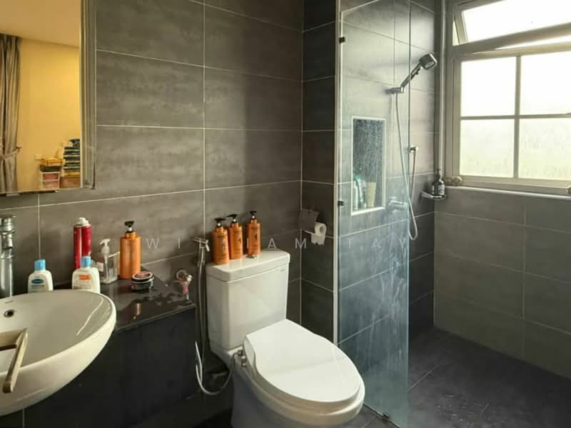 Cluster House for Sale in Taman Ekoflora (Johor Bahru) - William Tay - Bathroom - PropertyGuru.com.my