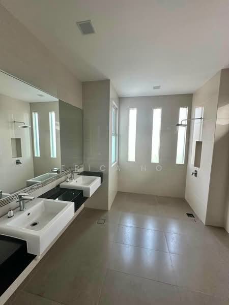 Bungalow House for Sale in Senibong (Permas Jaya) - Erica Ho - Bathroom - PropertyGuru.com.my