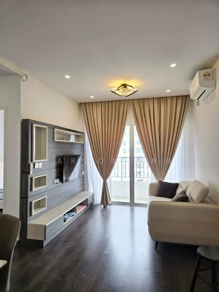 Pangsapuri untuk Disewa di Residensi Pauh Permai - Carson Ang - Living Room - PropertyGuru.com.my