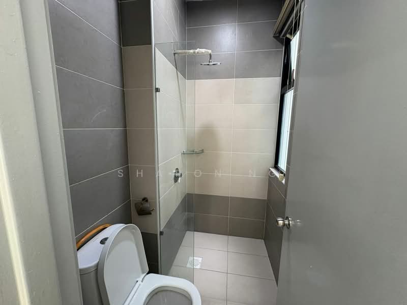 Cluster House for Sale in Skudai (Johor) - Sharon Ng - Bathroom - PropertyGuru.com.my