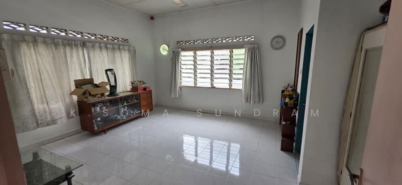 Bungalow House untuk Dijual di Teluk Pulai (Klang) - K.Soma Sundram - Living Room - PropertyGuru.com.my