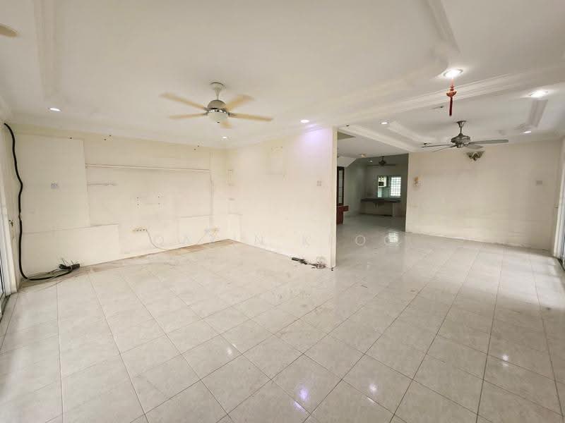 Rumah Teres 2-Tingkat untuk Dijual di Taman Pertama (Ipoh) - Qazin Khoo - Living Room - PropertyGuru.com.my