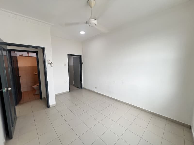 Apartment for Rent at Lake View Suites - Pier Lye - Interior - PropertyGuru.com.my