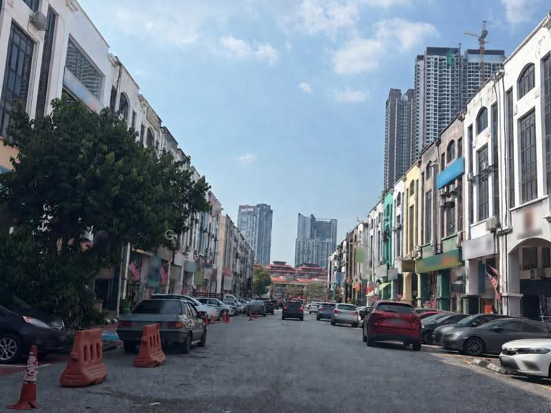 Shop / Office for Sale in Kuchai Lama (Kuala Lumpur) - Grace Lim - Exterior - PropertyGuru.com.my