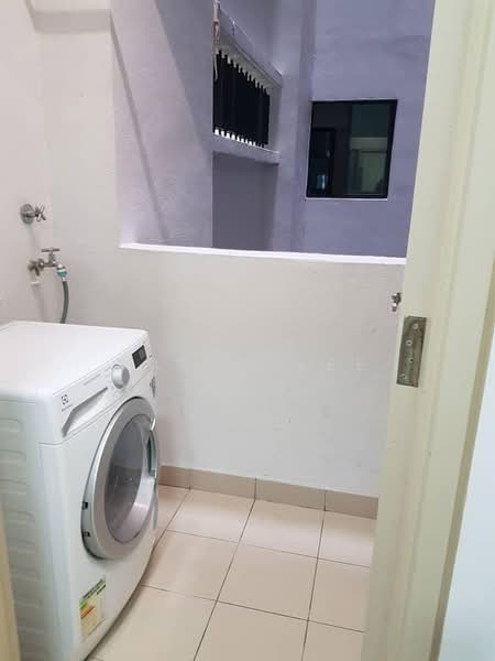 Kediaman Servis untuk Dijual di V-Residensi 2 - Danny Lee - Interior - PropertyGuru.com.my
