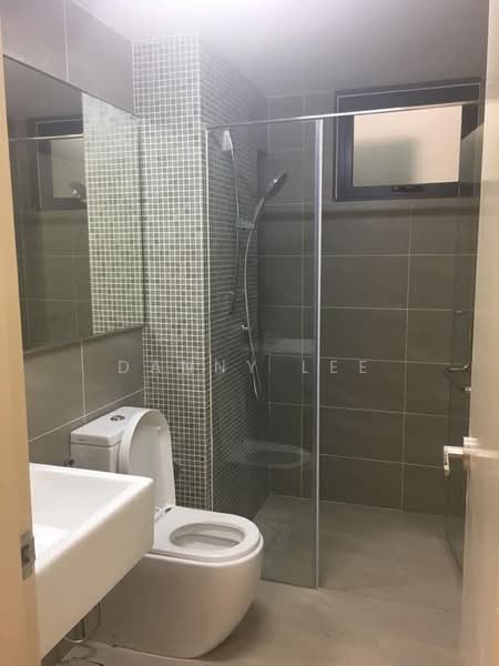 Kediaman Servis untuk Dijual di V-Residensi 2 - Danny Lee - Bathroom - PropertyGuru.com.my