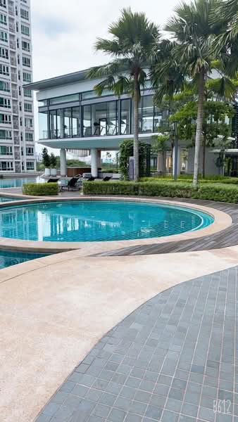 Kediaman Servis untuk Dijual di V-Residensi 2 - Danny Lee - Exterior - PropertyGuru.com.my