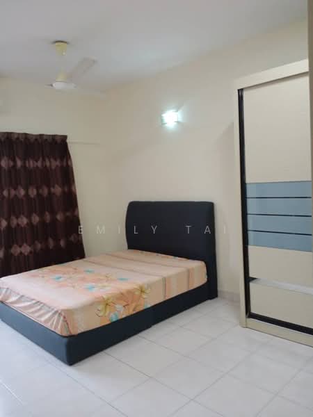 Kediaman Servis untuk Disewa di SetiaWalk - Emily Tai - Bedroom - PropertyGuru.com.my