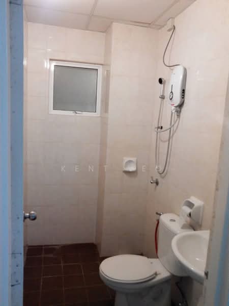 Condominium for Sale at Cengal Condominium - Kent Yeo - Bathroom - PropertyGuru.com.my