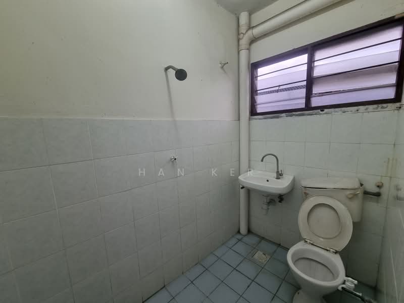 Rumah Teres 2.5-Tingkat untuk Disewa di Kawasan 18 (Klang) - Han Ker - Bathroom - PropertyGuru.com.my