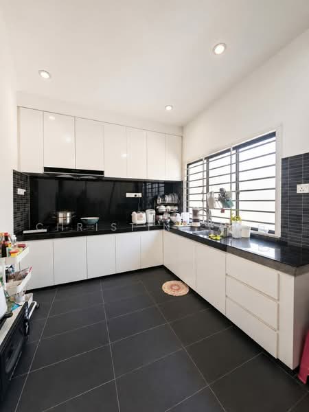 2-storey Terraced House for Sale in Taman Setia Indah (Tebrau) - Christina Ang - Kitchen - PropertyGuru.com.my