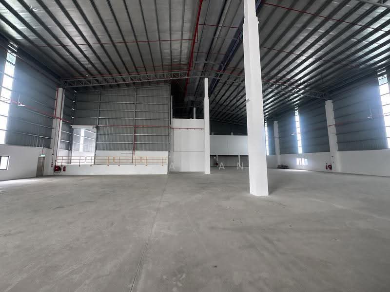 Detached Factory for Rent in Kawasan Perindustrian Pasir Gudang (Pasir Gudang) - Eva Tan - Interior - PropertyGuru.com.my