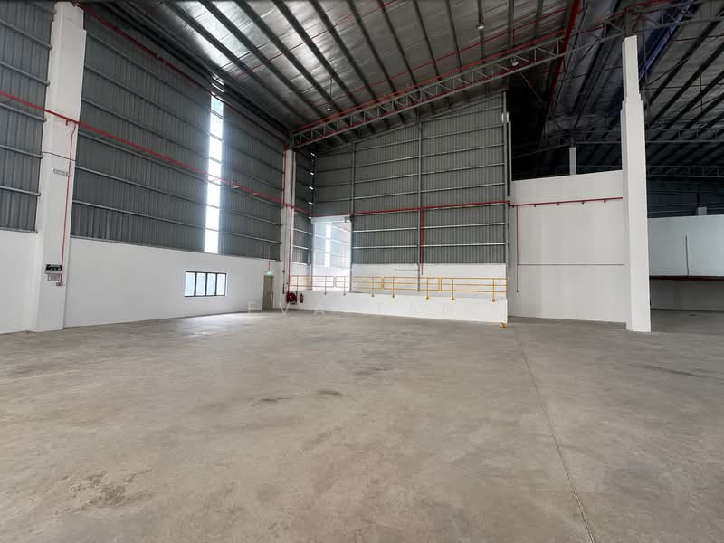 Detached Factory for Rent in Kawasan Perindustrian Pasir Gudang (Pasir Gudang) - Eva Tan - Interior - PropertyGuru.com.my