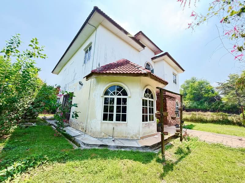 Bungalow House for Sale in Kajang (Selangor) - Kamaruzaman Omar - Exterior - PropertyGuru.com.my