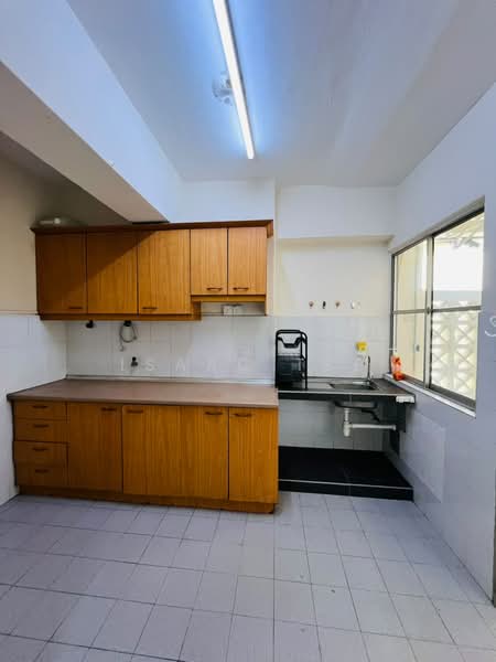 Kondominium untuk Dijual di Danau Idaman - Isaac Tee - Kitchen - PropertyGuru.com.my
