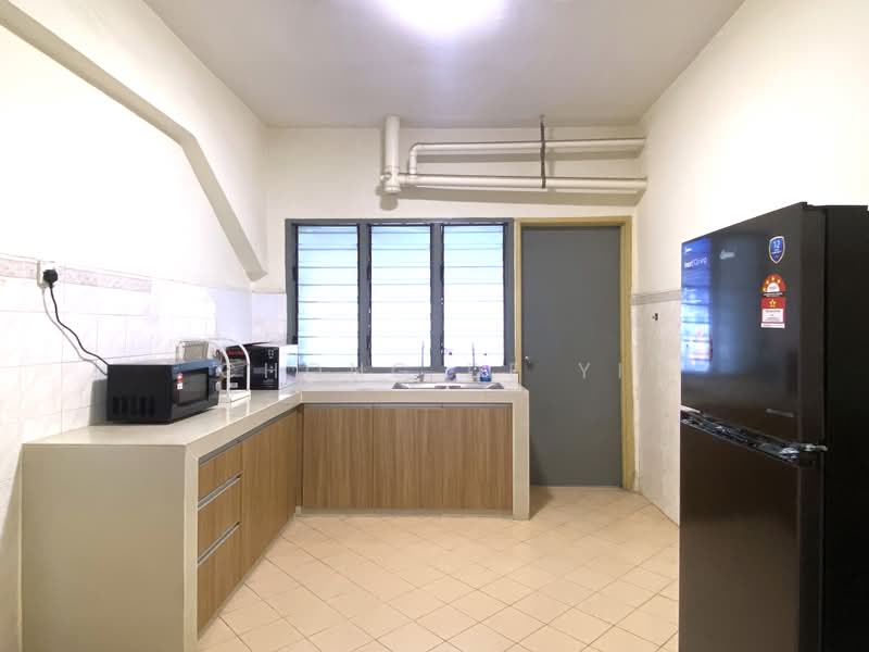Kondominium untuk Disewa di Vista Komanwel C - Chong De Yi - Kitchen - PropertyGuru.com.my