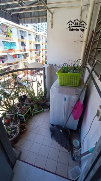 Rumah Flat untuk Dijual di Desa Permai Indah Flat - Edwin Ng - Balcony - PropertyGuru.com.my