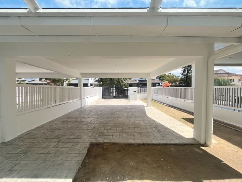 3-storey Terraced House for Sale in Taman Mesra Utama (Balakong) - Michelle Siow - Exterior - PropertyGuru.com.my
