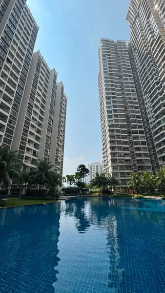 Condominium for Sale at Amberside @ Country Garden Danga Bay - Benjamin Chan - Exterior - PropertyGuru.com.my