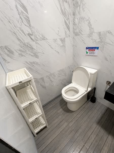 Kediaman Servis untuk Disewa di Emporis - Jeremy Wong - Bathroom - PropertyGuru.com.my